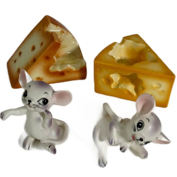 Vintage 2 Sets Salt & Pepper Shakers Mouse & Swiss Cheese Japan Kitschy - Picture 2 of 9